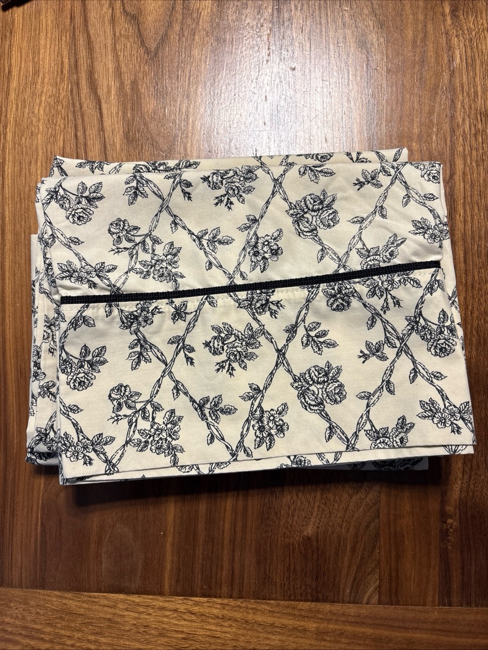 Waverly Wellington Terrace Rose Black Cream Standard Pillowcase Set Toile French